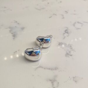 Elegant Silver drop clip Earrings